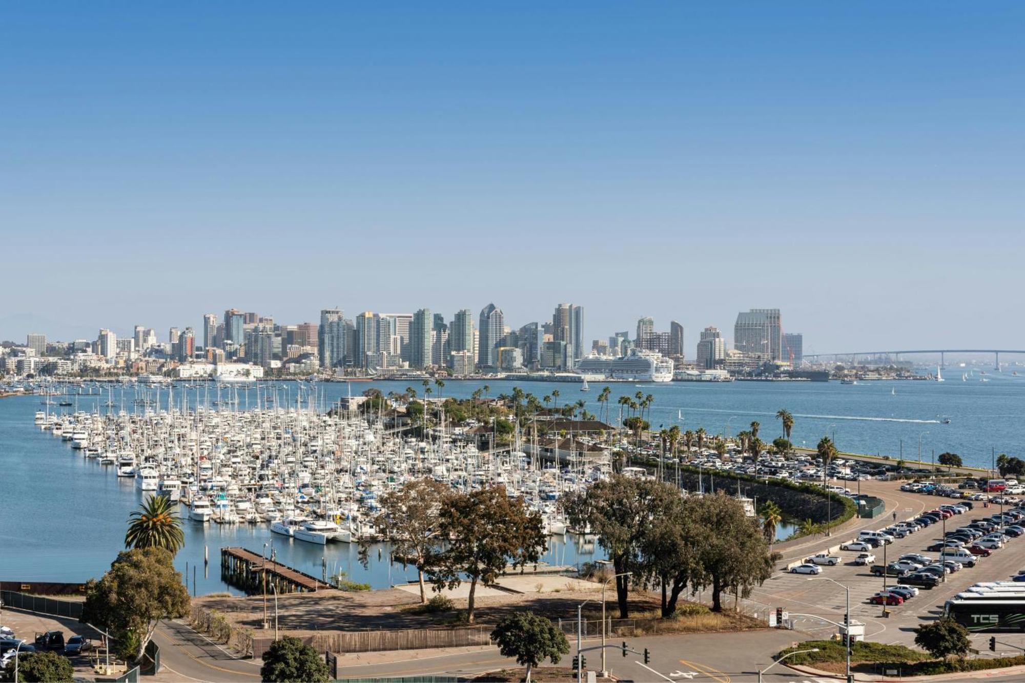 Sheraton San Diego Resort Exterior photo